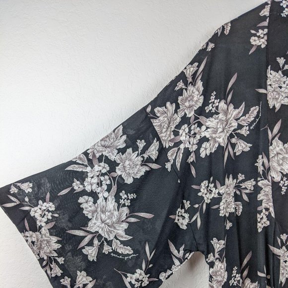 Spiritual Gangster Maya Floral Kimono Robe OS - Picture 10 of 12